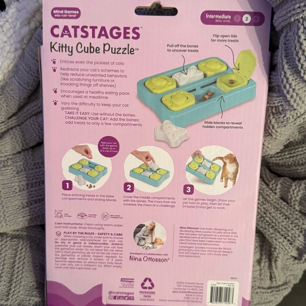 Catstages Kitty Cube Game Cat Toy